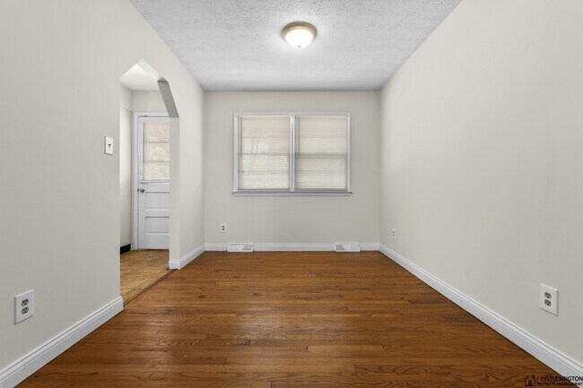 Building Photo - 3330 Tisdale Dr