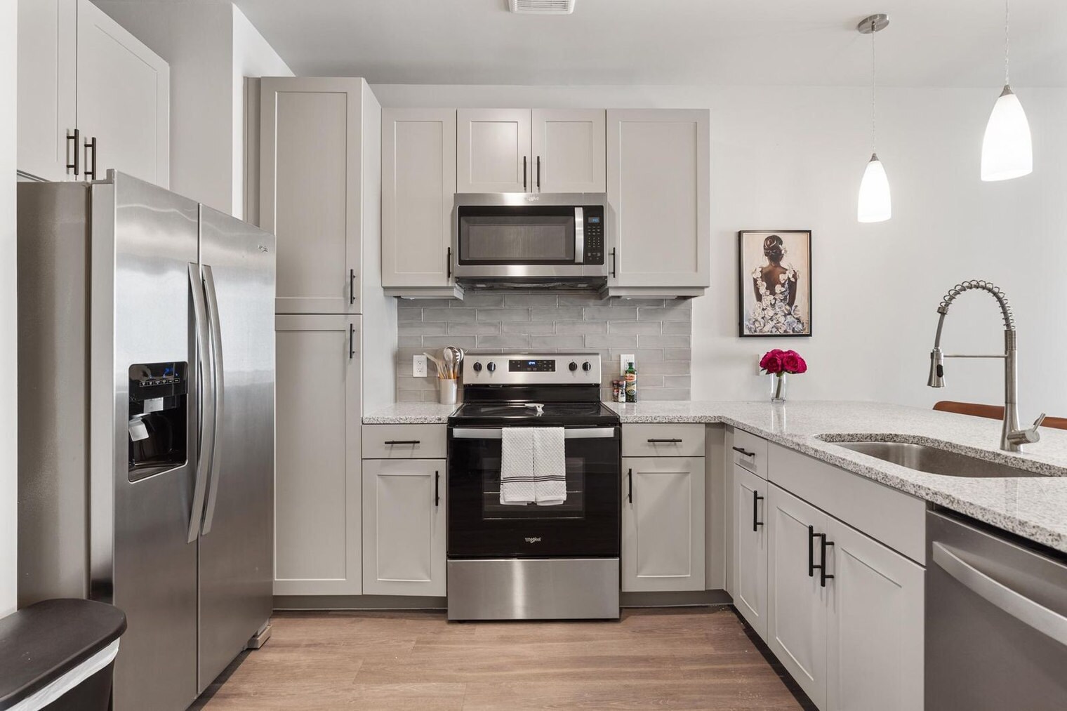 Building Photo - 5820 1/2 Cameron Rd