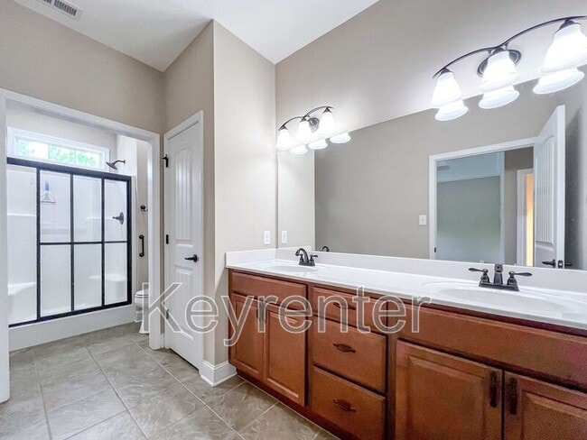 Building Photo - 3610 Wellsburg Way
