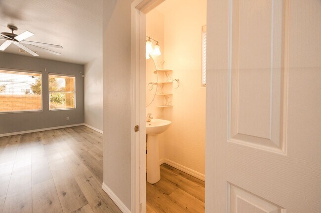 Building Photo - 8253 Arden Landing Pl