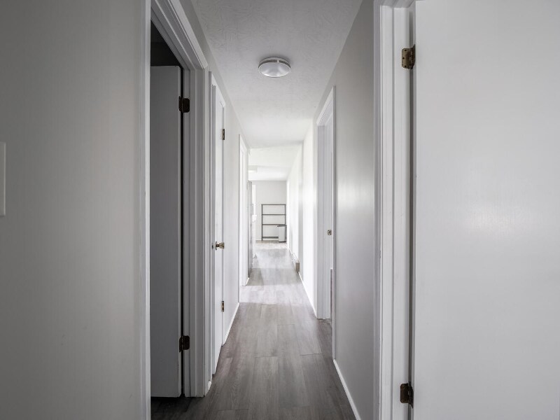 Building Photo - 5784 250N