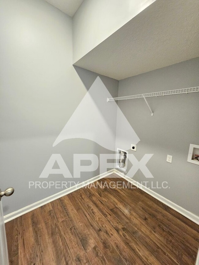 Building Photo - Stunning 5 Bd / 3.5 Ba 2-Story Single Family home in Hardin Valley!