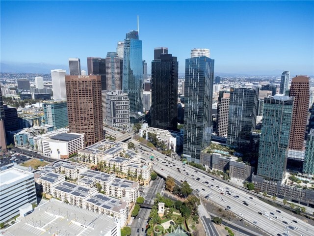 Building Photo - 877 Francisco St