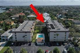 Building Photo - 995 La Guna Dr