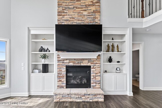 Building Photo - 18507 Chadwick Glen Cir