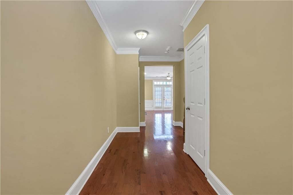 Building Photo - 3345qq Regent Pl SW