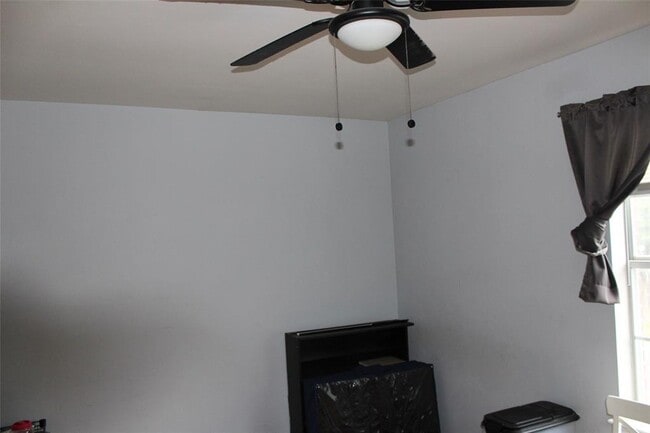 Building Photo - 810 Minturn Ln