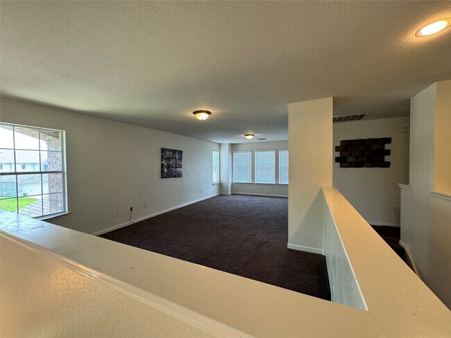 Building Photo - 8138 Wooded Terrace Ln