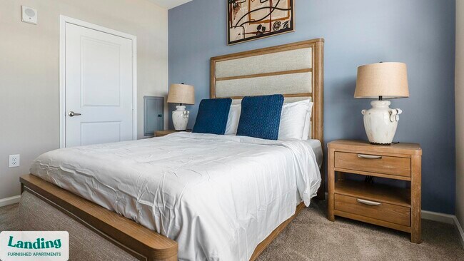 Building Photo - 915 Brentmoor Dr