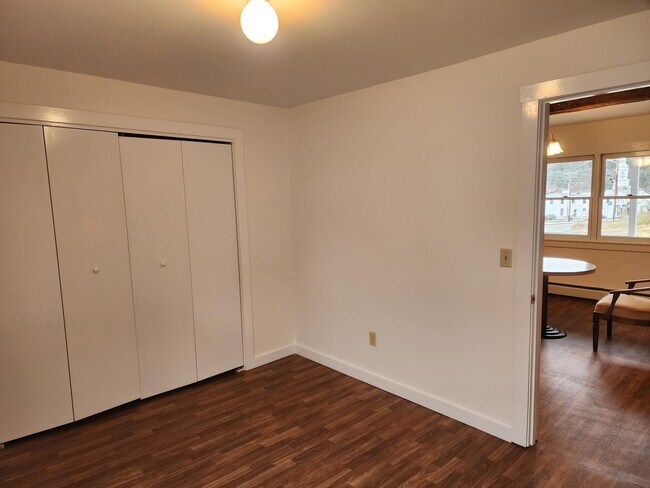 Building Photo - 73 Pleasant St