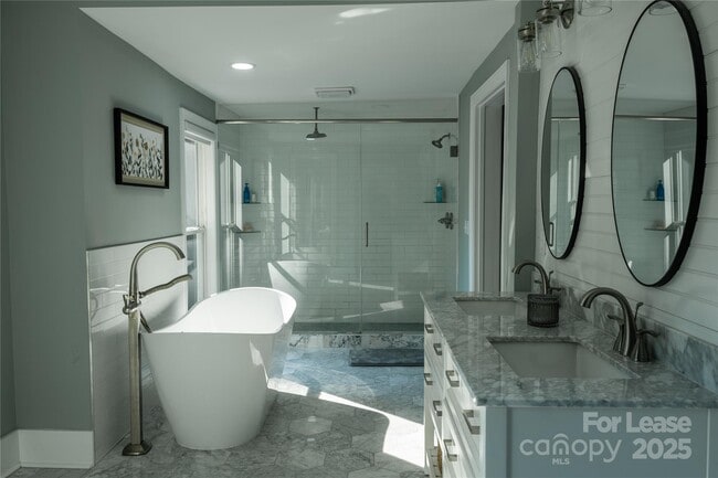 Building Photo - 311 S Academy St