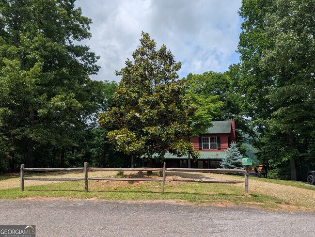 Building Photo - 565 Ross Ridge Rd