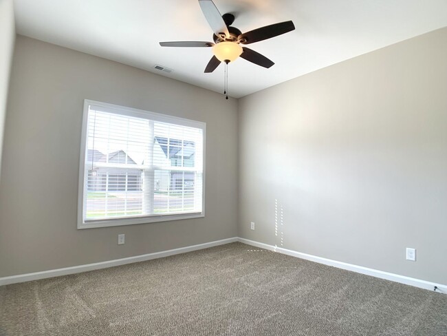 Building Photo - 421 Ayden Ln