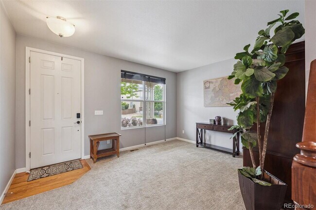 Building Photo - "Charming 3-Bed Sanctuary in Englewood: Spacious 3,089 Sq Ft with 2.5 Baths!"