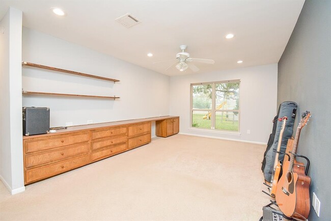 Building Photo - 2103 Winged Foot Dr