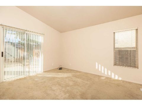 Building Photo - 3734 Hickory Ct