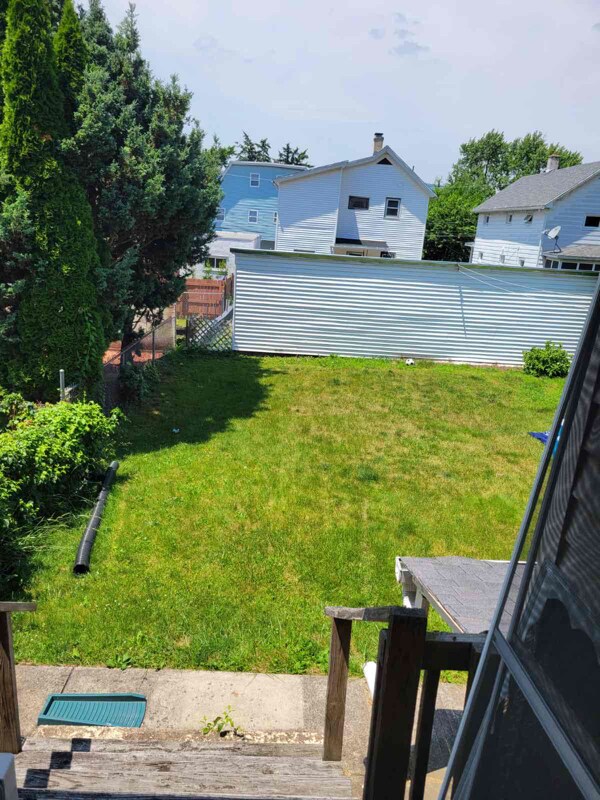 Building Photo - 1341 Adams Ave