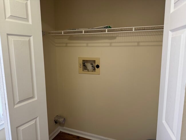 Building Photo - 257 N Court St