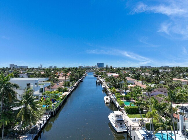 Building Photo - 1770 E Las Olas Blvd