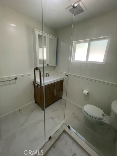 Building Photo - 3807 Mohawk St