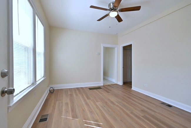 Building Photo - 8602 S Muskegon Ave