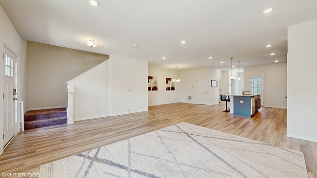 Building Photo - 268 Hoffmann Dr