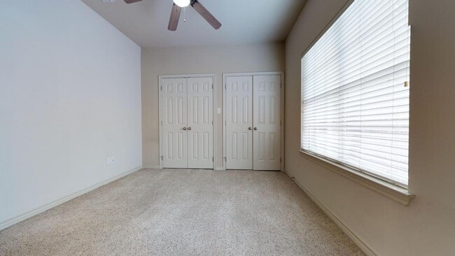 Building Photo - 145 Forest Dr Loop