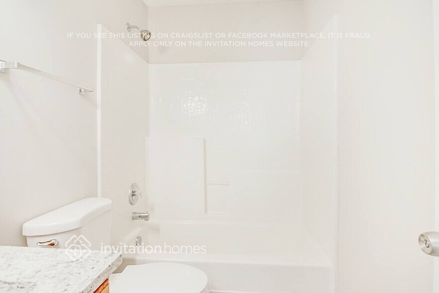 Building Photo - 6317 Saybrooke Dr