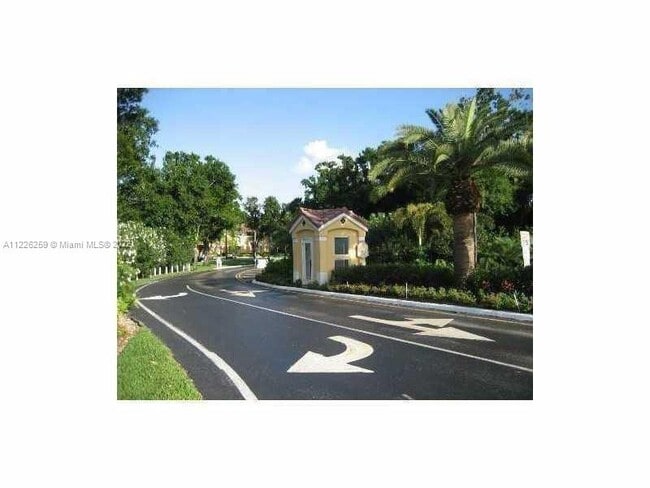 Building Photo - 2485 NW 33rd St