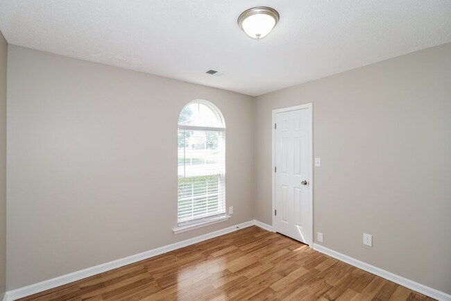 Building Photo - 2744 Dry Well Cove