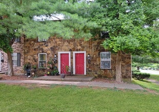 Building Photo - 3400 Clingstone Way
