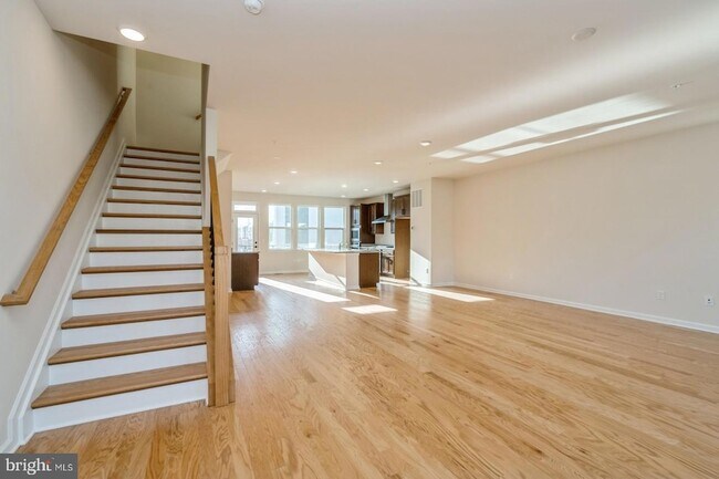 Building Photo - 103 Vaughn Dr Ext