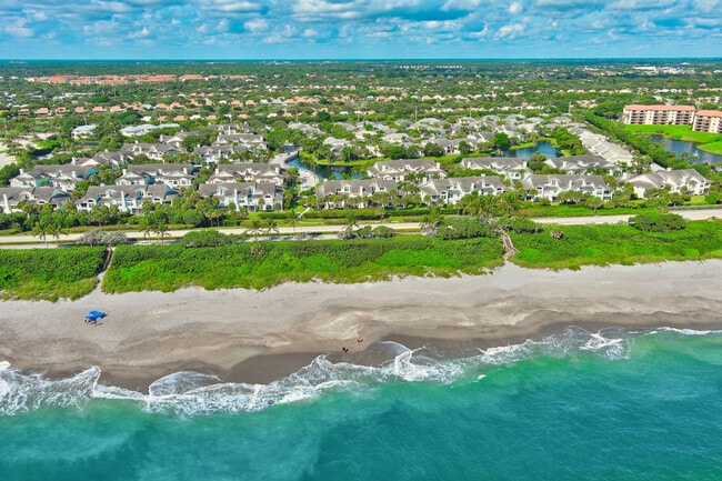 Building Photo - 606 Mainsail Cir