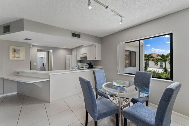 Building Photo - 1605 S US Hwy 1