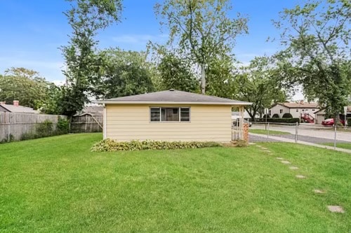 Primary Photo - 517 N Biermann Ave