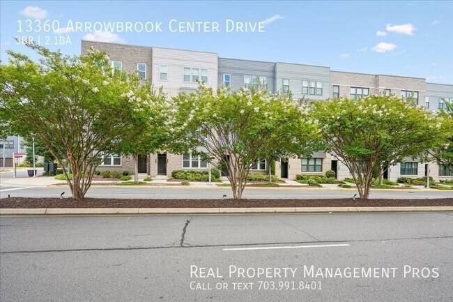 Building Photo - 13360 Arrowbrook Centre Dr