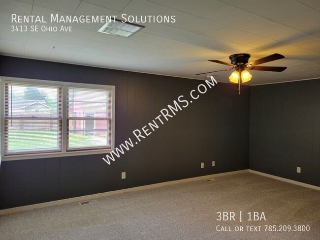 Building Photo - 3413 SE Ohio Ave