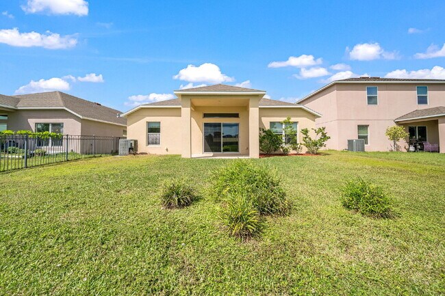 Building Photo - Bay Meadows Gated Community