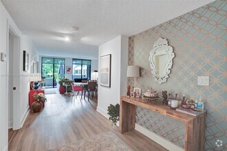 Building Photo - 161 Crandon Blvd