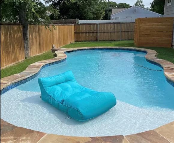 Building Photo - 3526 Ivandell Ave