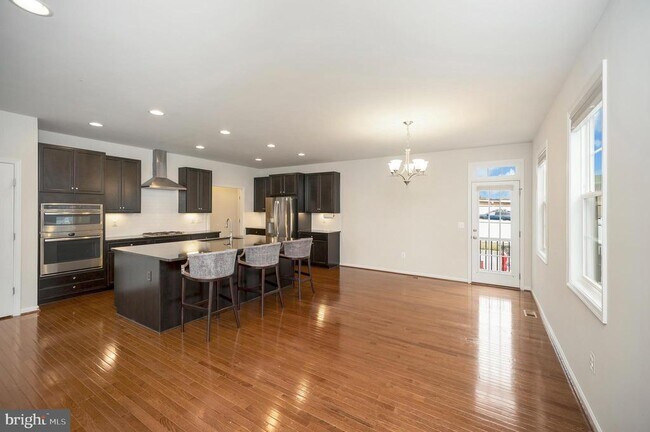 Building Photo - 1092 Aspen Rd
