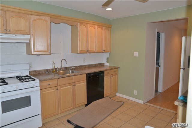 Building Photo - 14 Washington Ave