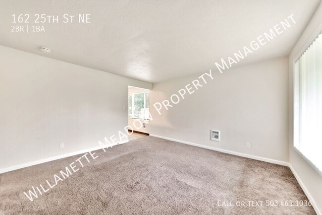 Building Photo - 162 25th St NE