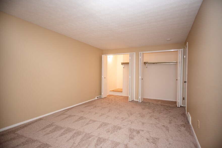 Building Photo - 837 Tollis Pkwy