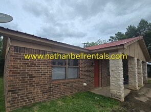 Building Photo - Sugar Creek Apartments