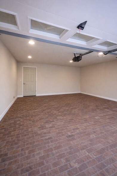 Building Photo - 4119 W 164th St