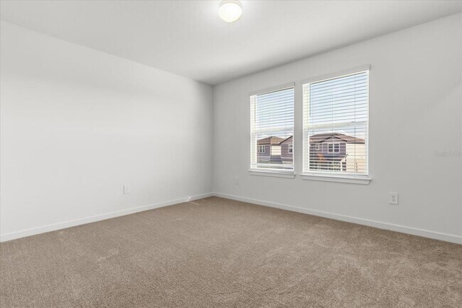 Building Photo - 11216 Sycamore Glen Loop