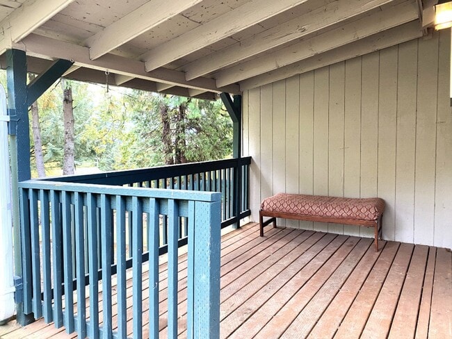 Building Photo - Serene Simplicity - Northwest Style