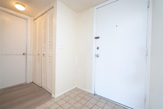 Building Photo - 1891 SW 81st Ave