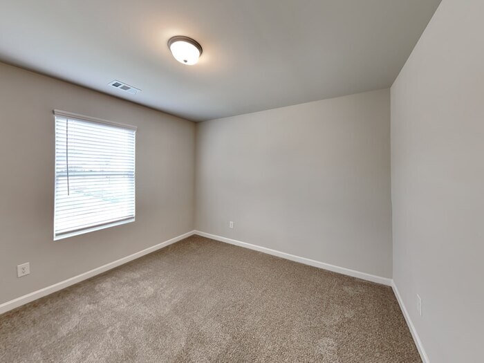 Building Photo - 15 Blake Ave